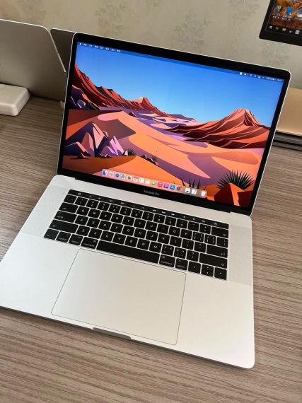 全新15寸苹果mac值得买吗