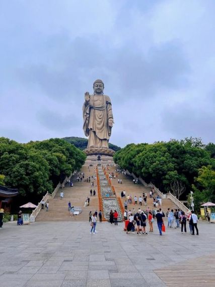 无锡灵山大佛一日游攻略,探访无锡灵山大佛，一日畅游佛光普照之地