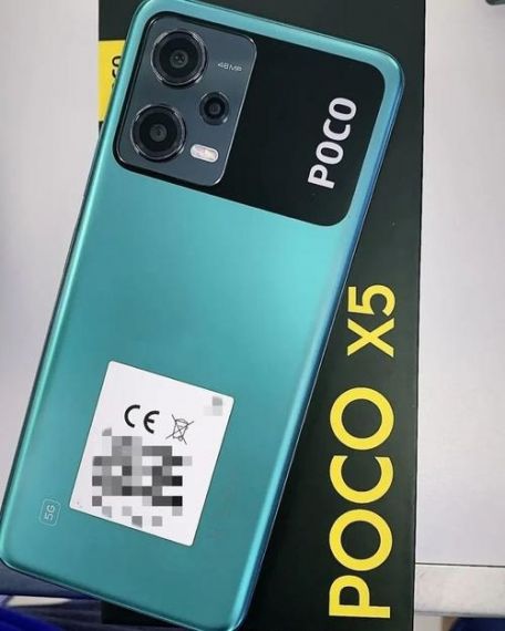 小米 POCO X5 / X5 Pro 真机照片曝光，将于 2 月 6 日在印度发布