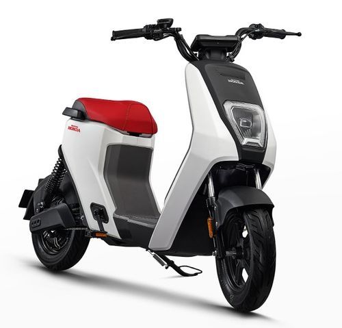 5999 元，本田 Honda Cub e: 电动自行车发布：搭载 48V / 20Ah 三元锂电池，支持 GPS、手机解锁