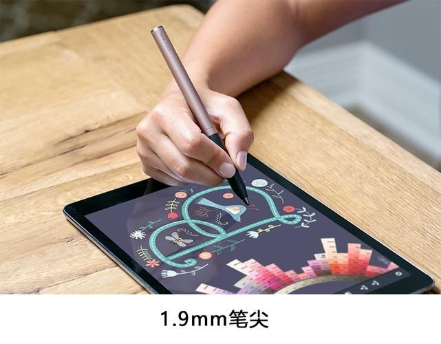 采用传统钢笔造型，Adonit 推出适用于 iPad 的 Adonit Star 手写笔