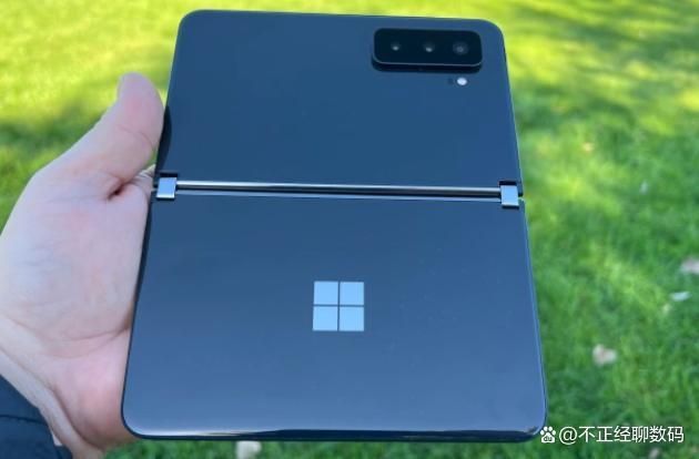 Surface Duo 2 全球范围内缺货，微软称该产品线依然非常重要