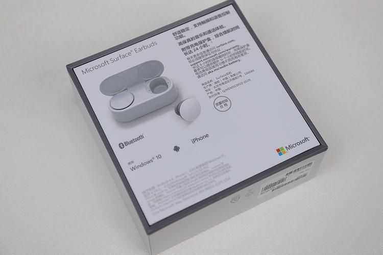 上市 2 年多，微软可能已经放弃了售价 1588 元的 Surface Earbuds 耳机